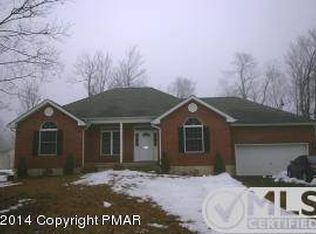 1125 Norfolk Rd, Tobyhanna, PA 18466