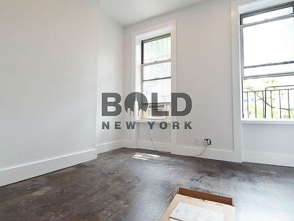3rd image of 220 E 27th St APT 12