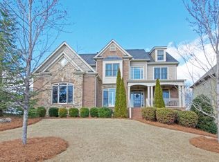 6270 Lakeaires Dr, Cumming, GA 30040
