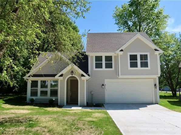 411 W Walnut St, Cleveland, MO 64734