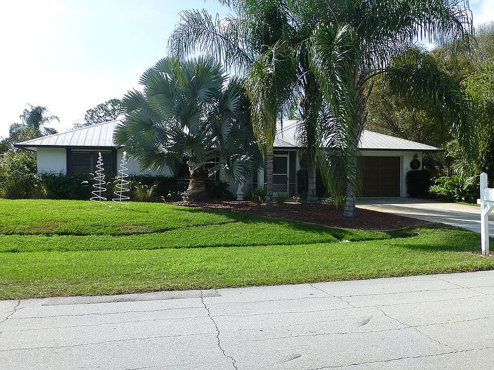 762 SE Polynesian Ave, PSL
