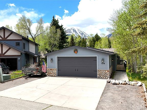 2nd image of 109 Janes Way