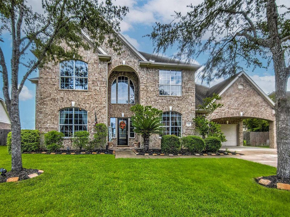 1st image of 1705 Glen Falls Ln