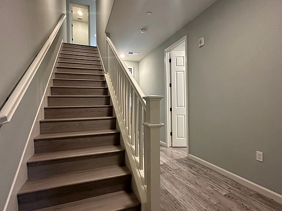 2nd image of 6996 Stags Leap Ln