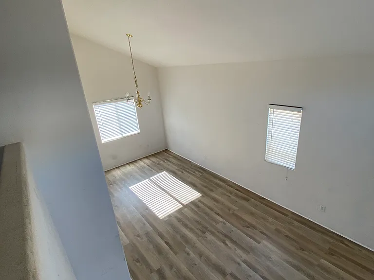 14243 Palm Ct — Photo 13