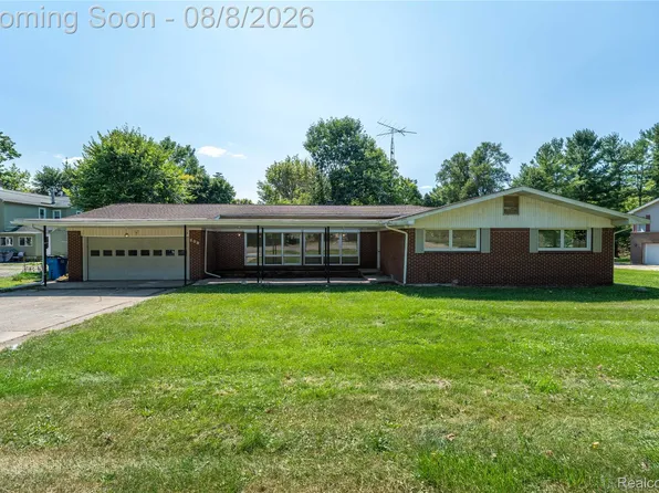 208 N Washington St, Manchester, MI 48158