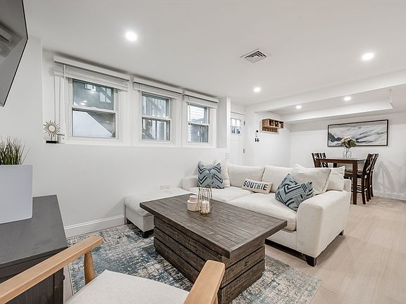 2nd image of 261 Silver St #1