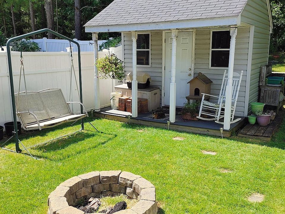 2nd image of 20861 Harlequin Ln