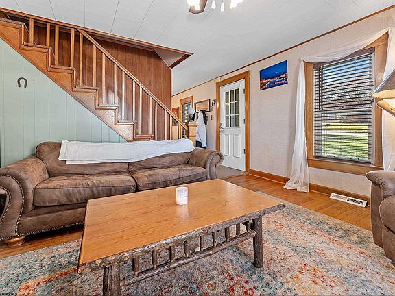 5th image of 2290 Kingmont Rd