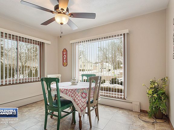 Spacious casual dining