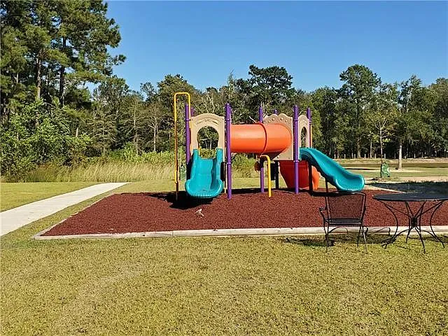 740 Jackson Ct — Photo 17
