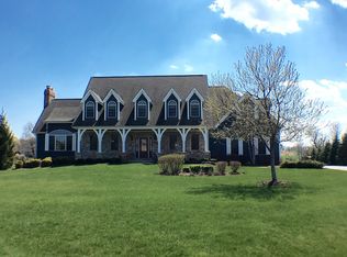 6607 Erin Rd, McHenry, IL 60050