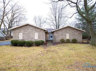 2411 Springmill Rd, Findlay, OH 45840