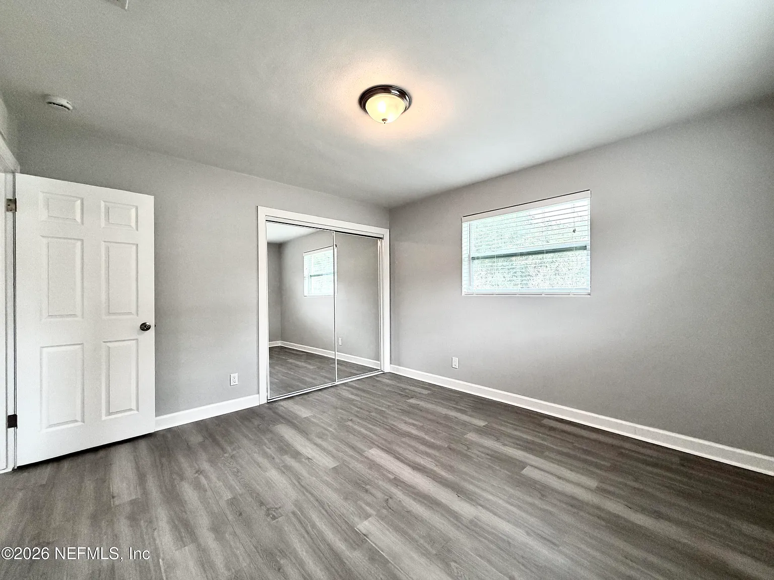 3 bed, 2.0 bath, 1265 sqft, $1,995 — Photo 4