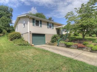 1707 20th Ave, Beaver Falls, PA 15010