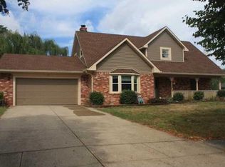 90 Williamsburg Ln, Franklin, IN 46131