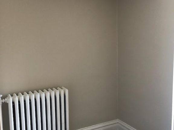 3rd image of 3342 Minnehaha Ave