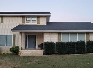 412 Hedlund Dr, Warner Robins, GA 31088