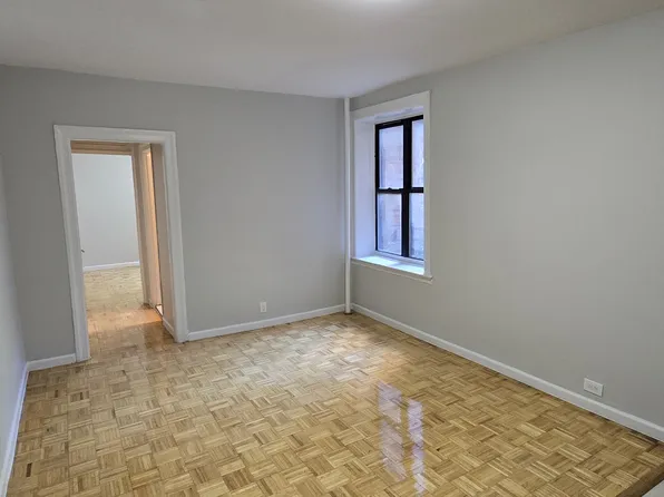 2199 Holland Avenue image 5 of 7