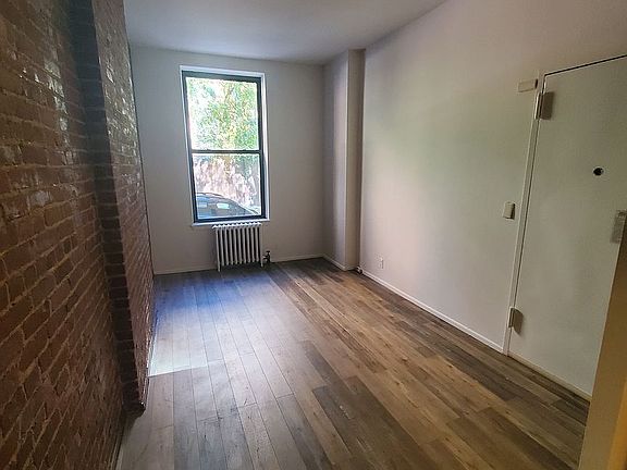 3rd image of 216 E 90th St APT 1FW