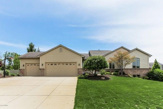 1st image of 2381 Deer Trail Dr NE