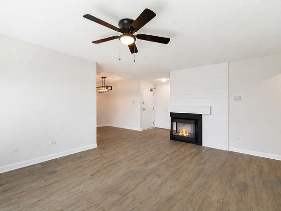 2nd image of 7000 Sussex Ct #204
