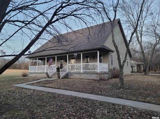 14040 N Link Ln, Mount Vernon, IL 62864