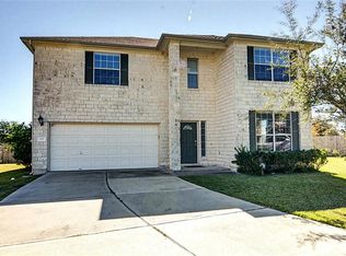 210 Caliber Cv, Bastrop, TX 78602
