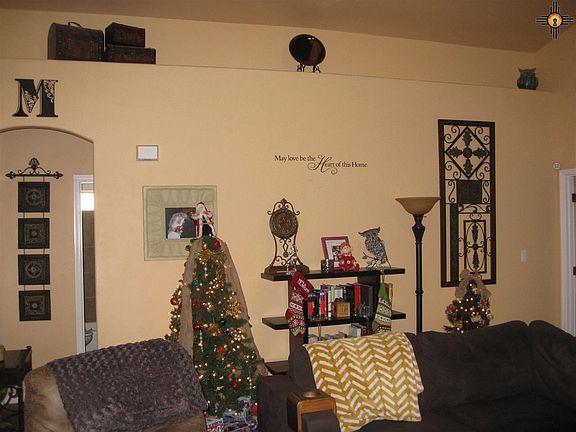 3rd image of 1834 Amber Dr