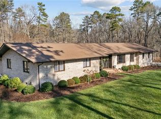 6955 Harlow Dr, High Point, NC 27263