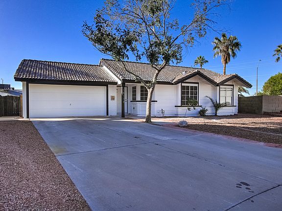 3rd image of 18178 N 58th Ln