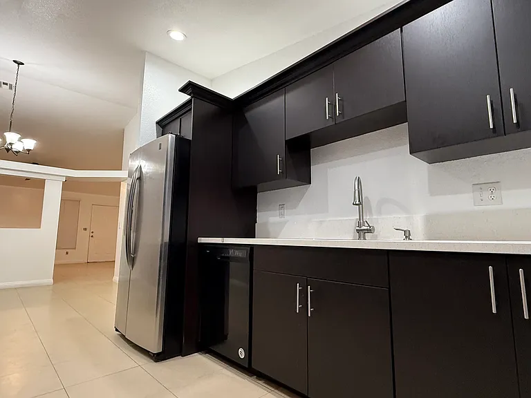 1104 Norma Joyce Ln — Photo 14