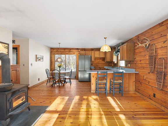 5th image of 2378 Deer Park Road