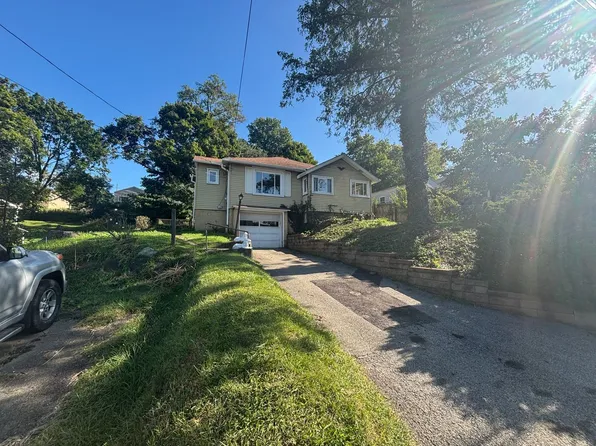 217 Rosecrest Dr, Monroeville, PA 15146