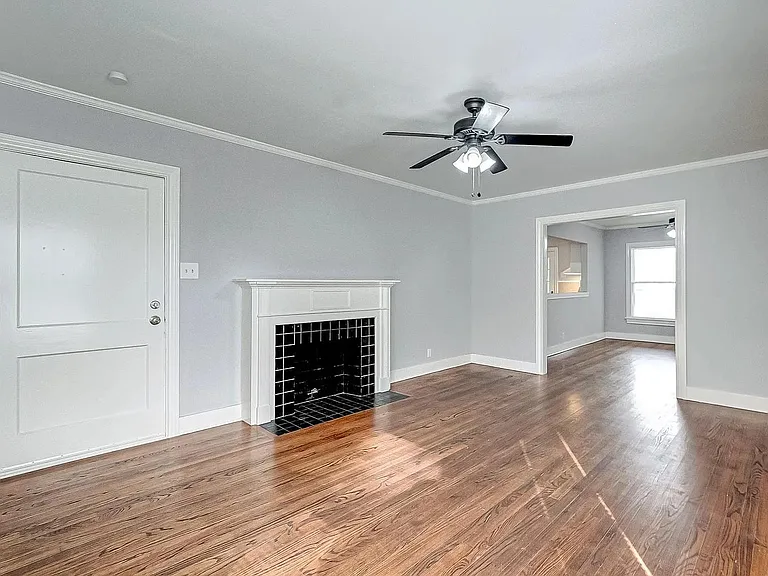 1852 Sul Ross St #1 — Photo 7