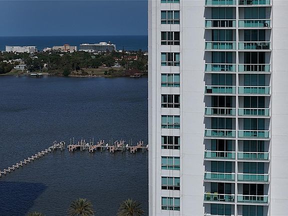3rd image of 231 Riverside Dr Unit 1110