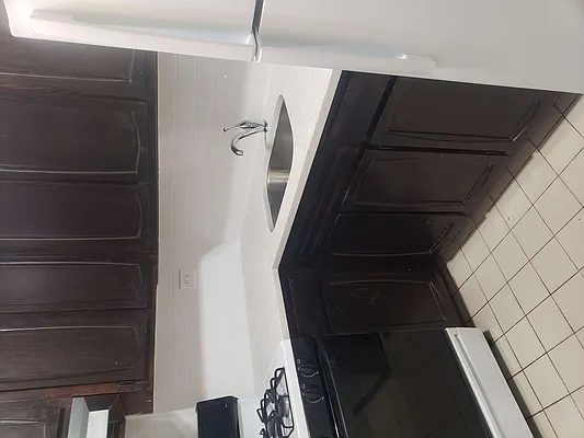 Rented by Metro Garden Realty NYC | media 50