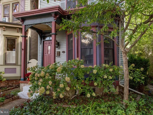 192 George St, Lambertville, NJ 08530