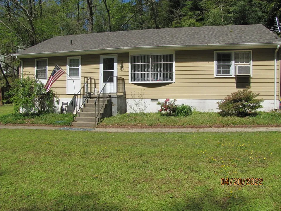6618 Davis Rd