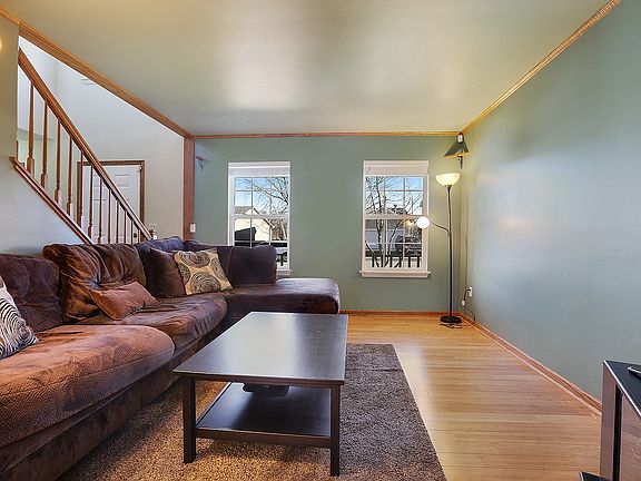 3rd image of 22144 W Plymouth Cir