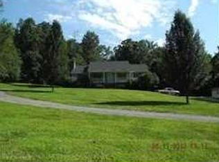 1372 Raphine Rd, Raphine, VA 24472