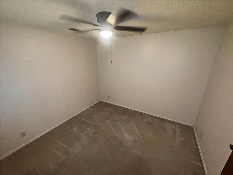 800 E Central Dr — Photo 13