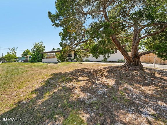 2nd image of 472 SIGSBEE Road