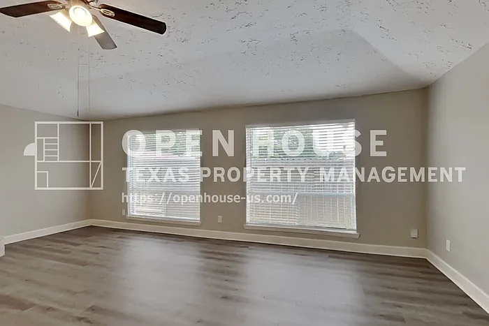 7334 Skybright Ln — Photo 5