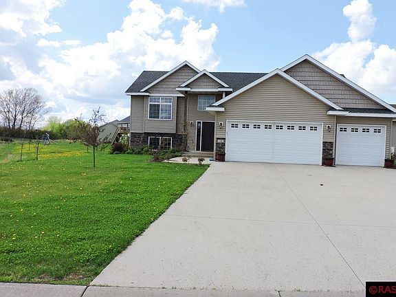 3rd image of 200 Pinehurst Dr