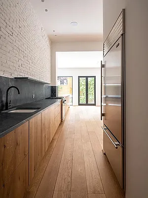 Rented by Centric New York | media 17