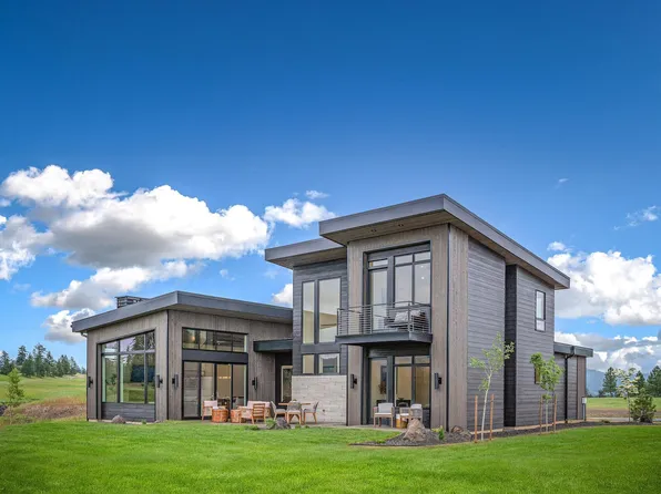 5485 W Rivelle Ct, Coeur D Alene, ID 83814