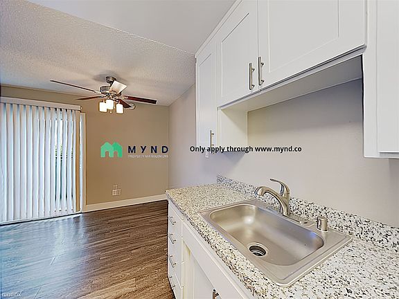 3rd image of 1025 35th Ave APT 17