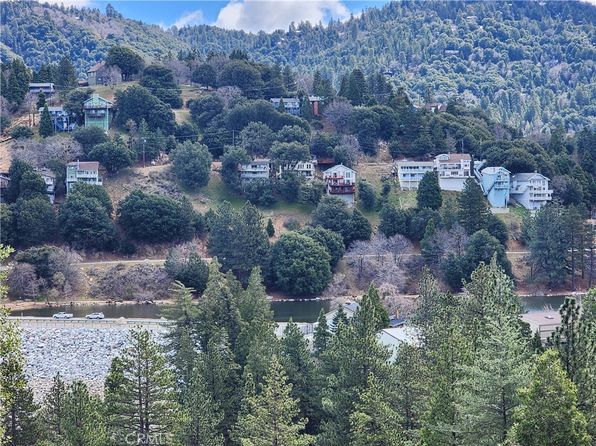 287 E Zermatt Dr #106, Crestline, CA 92325