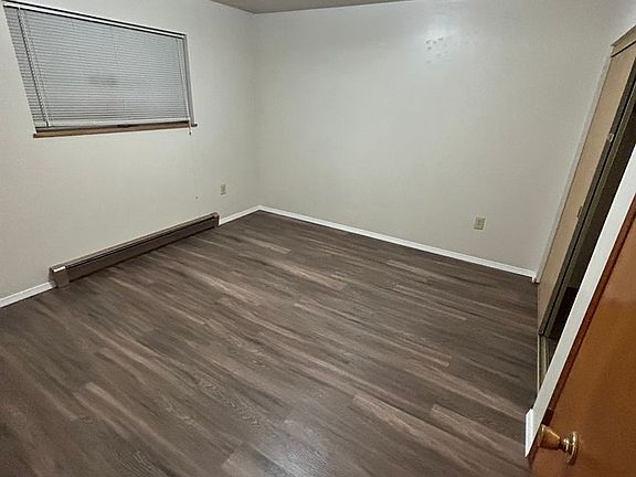 5th image of 305-307-10-116 N Columbus Ave #110
